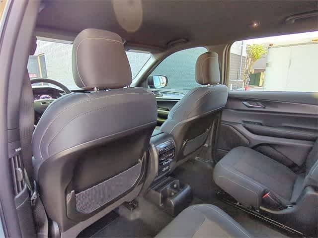 Thumbnail: 2025 Jeep Grand Cherokee L - 19