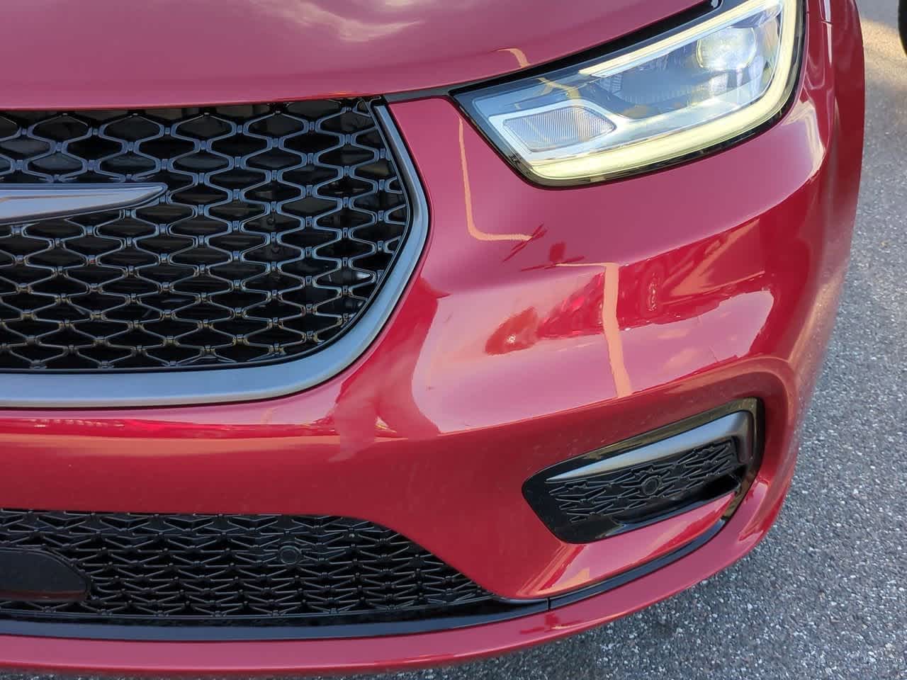 Thumbnail: 2026 Chrysler Pacifica - 11