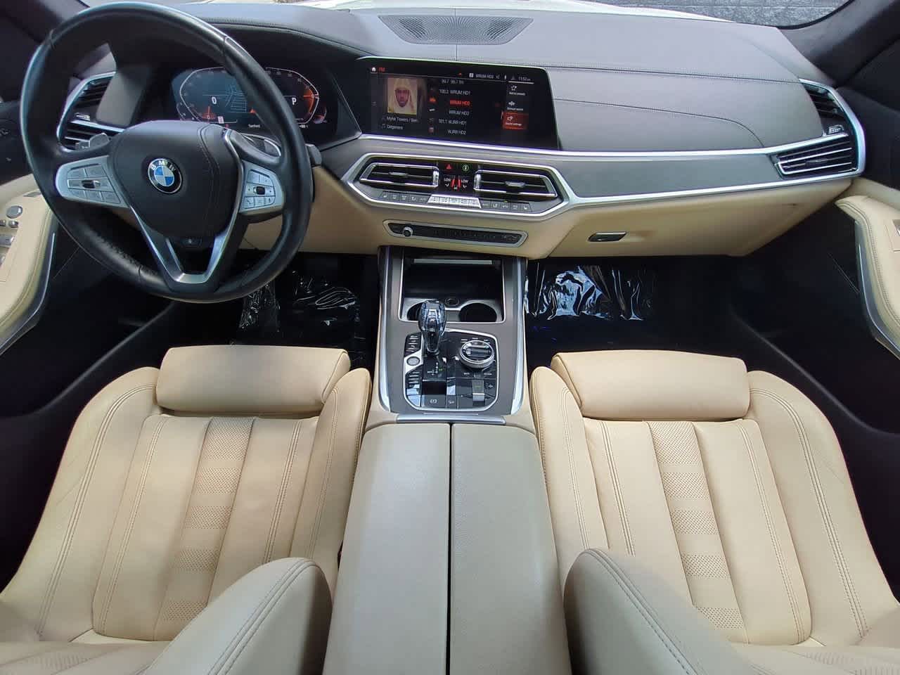 2022 BMW X7 xDrive40i 16