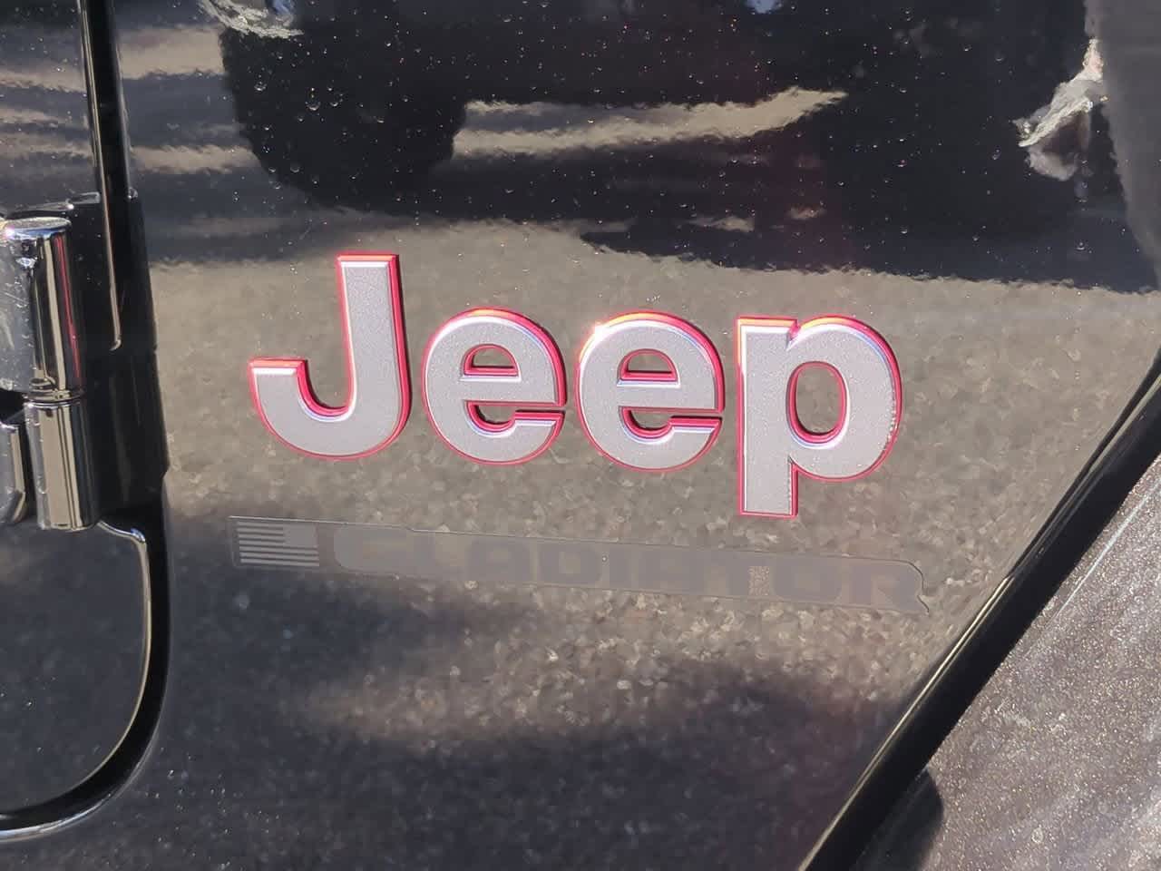 Thumbnail: 2026 Jeep Gladiator - 12