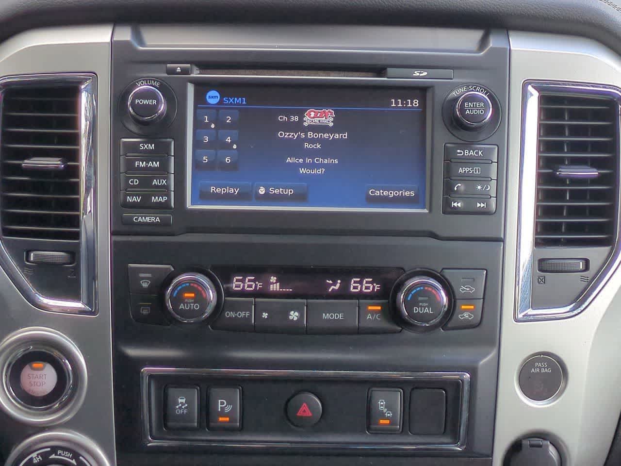 Thumbnail: 2018 Nissan Titan - 28