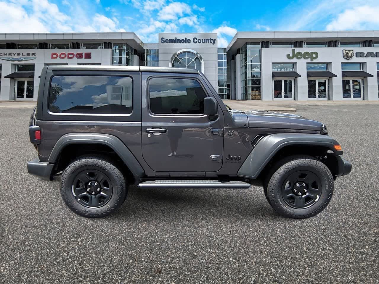 Thumbnail: 2025 Jeep Wrangler - 9
