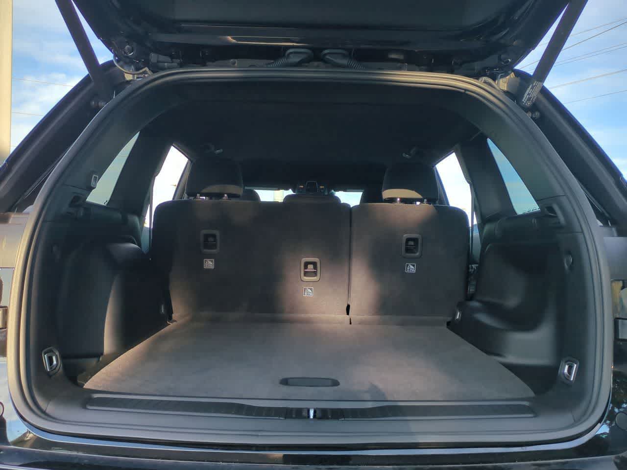 Thumbnail: 2025 Jeep Grand Cherokee - 34