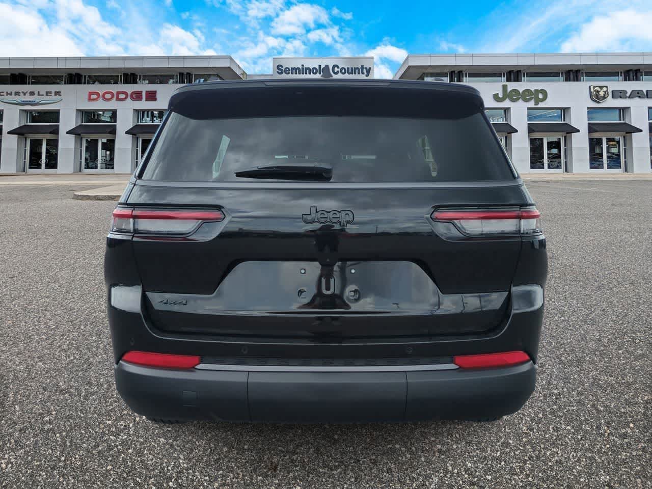 Thumbnail: 2026 Jeep Grand Cherokee L - 7