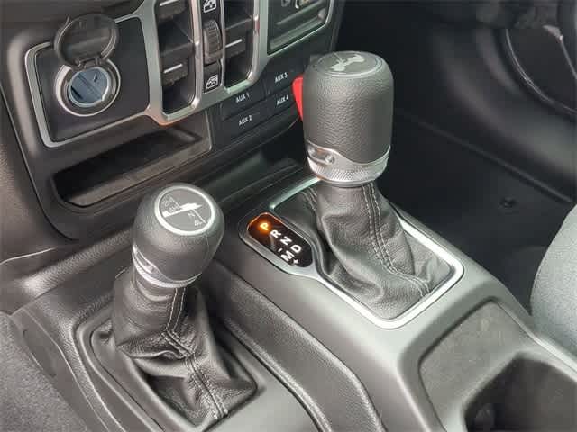 2025 Jeep Wrangler Sport S 32
