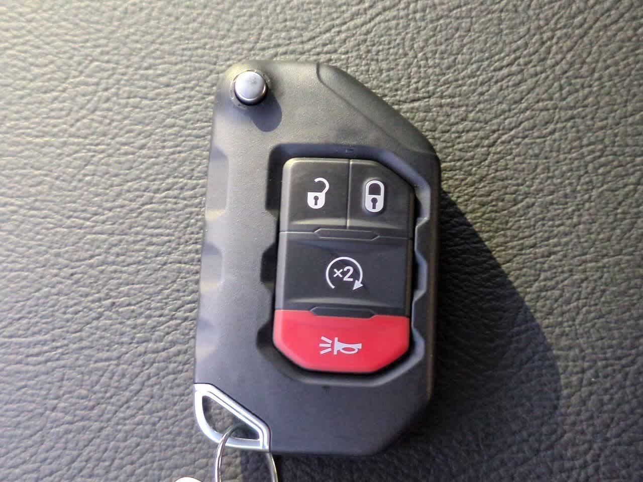 Thumbnail: 2025 Jeep Wrangler - 36