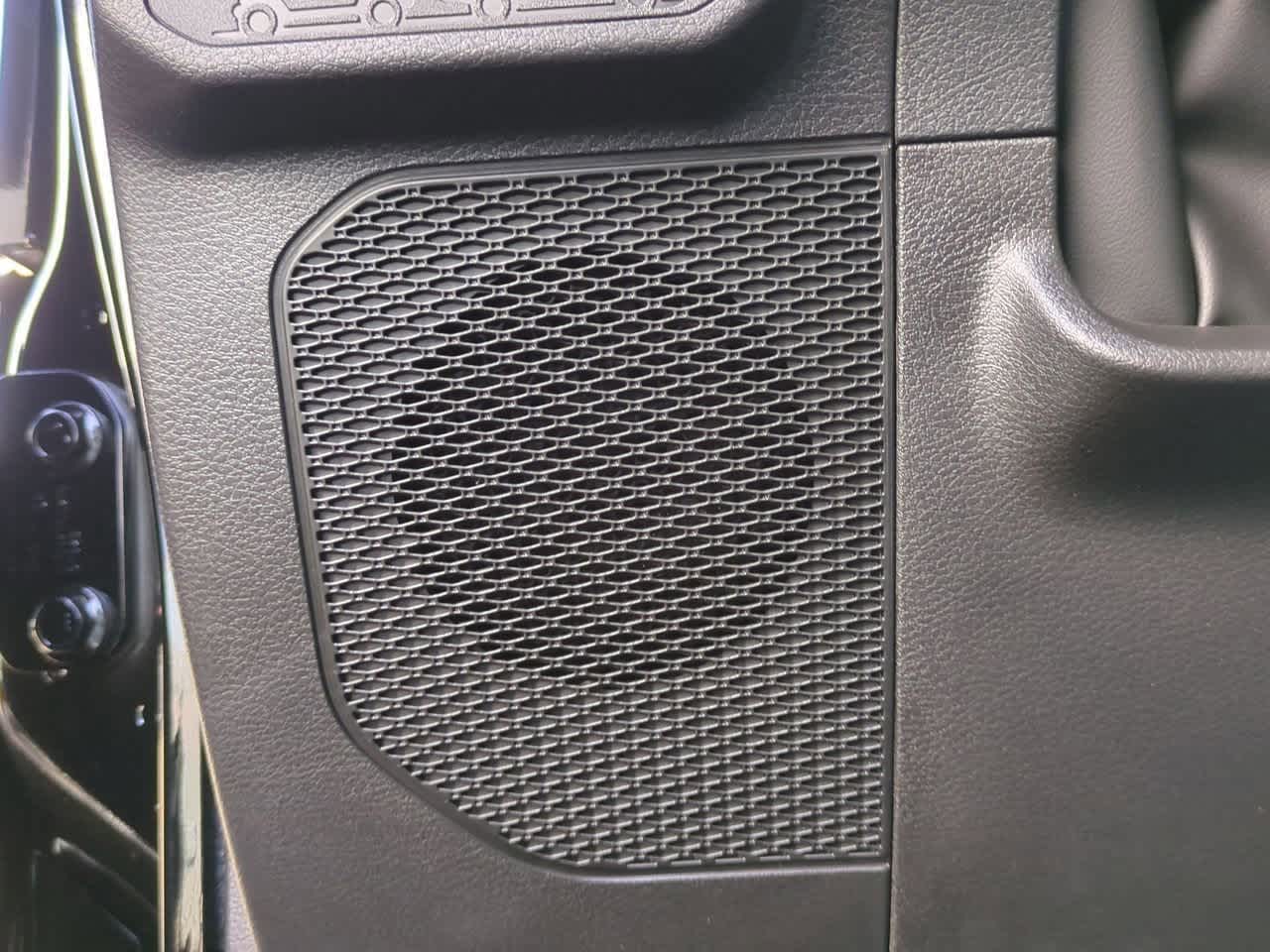 Thumbnail: 2025 Jeep Wrangler - 31