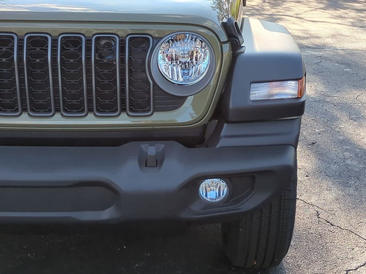 Thumbnail: 2025 Jeep Wrangler - 11