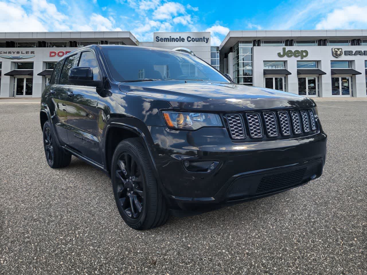 Thumbnail: 2022 Jeep Grand Cherokee - 2
