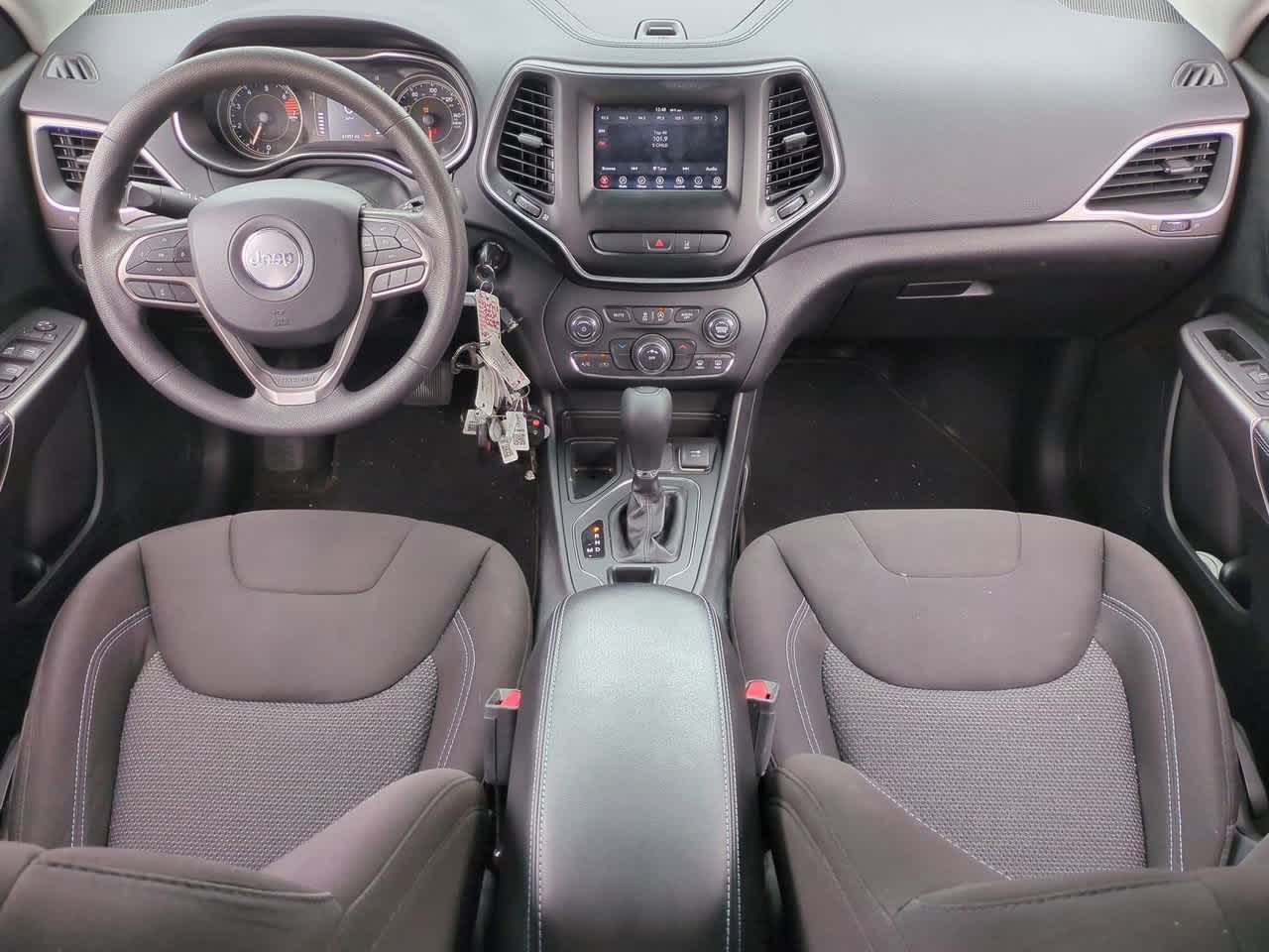 Thumbnail: 2021 Jeep Cherokee - 15