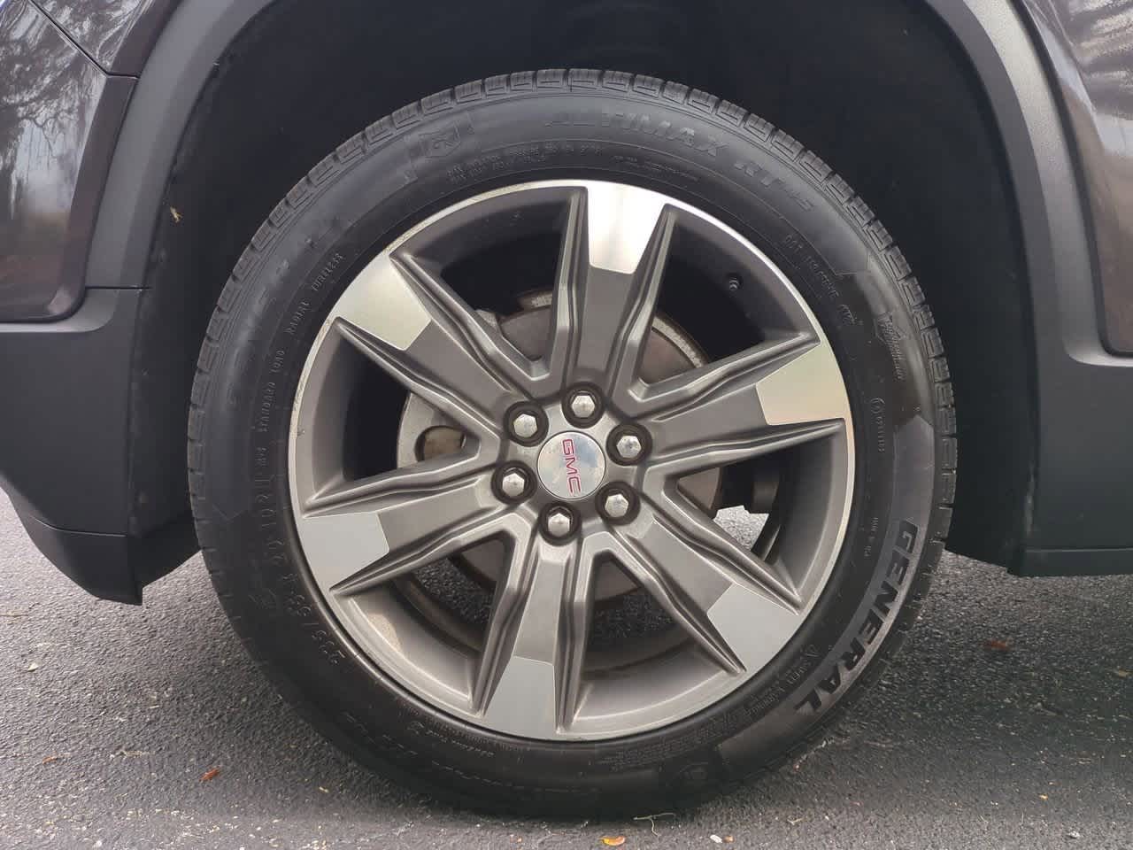 Thumbnail: 2017 GMC Acadia - 14