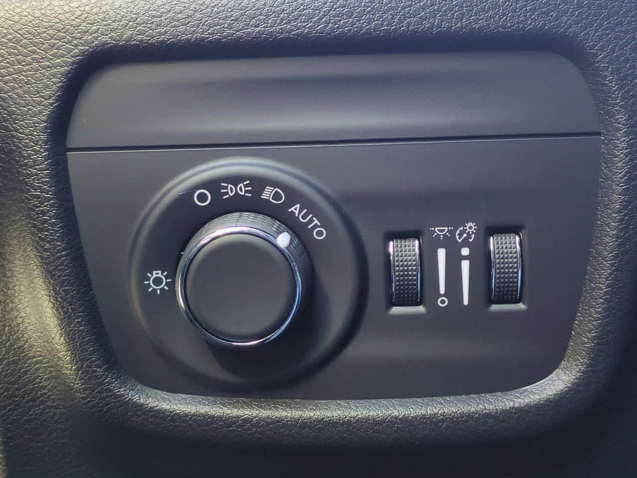 Thumbnail: 2025 Jeep Grand Cherokee - 18