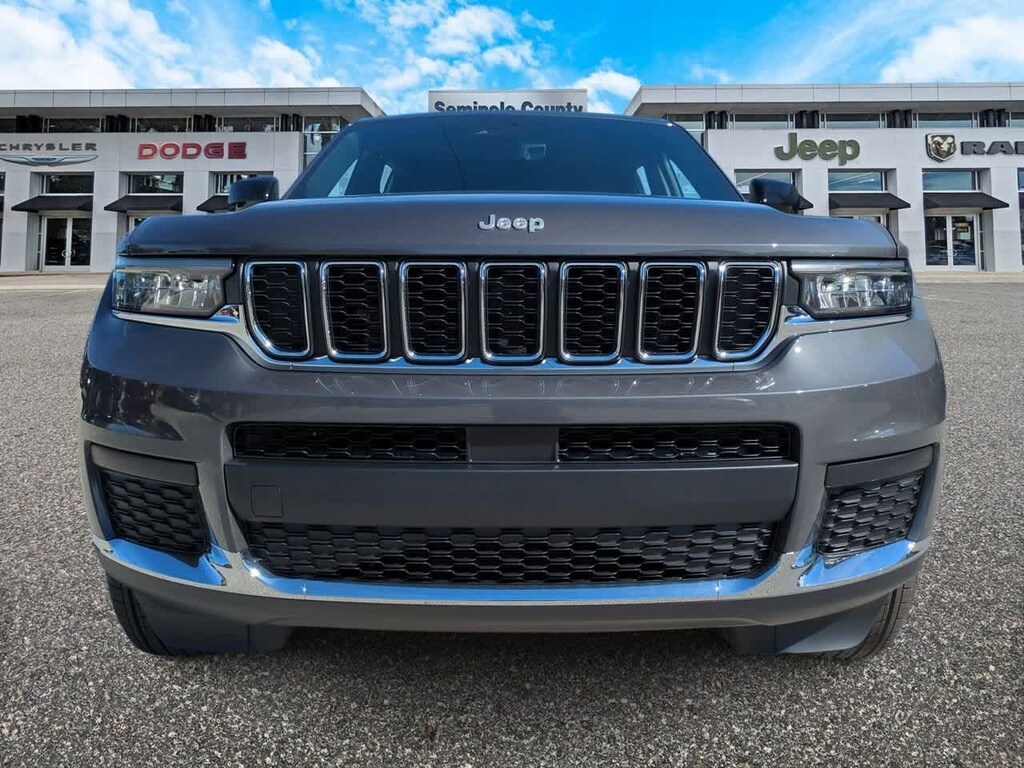 New 2025 Jeep Grand Cherokee L Laredo X SUV