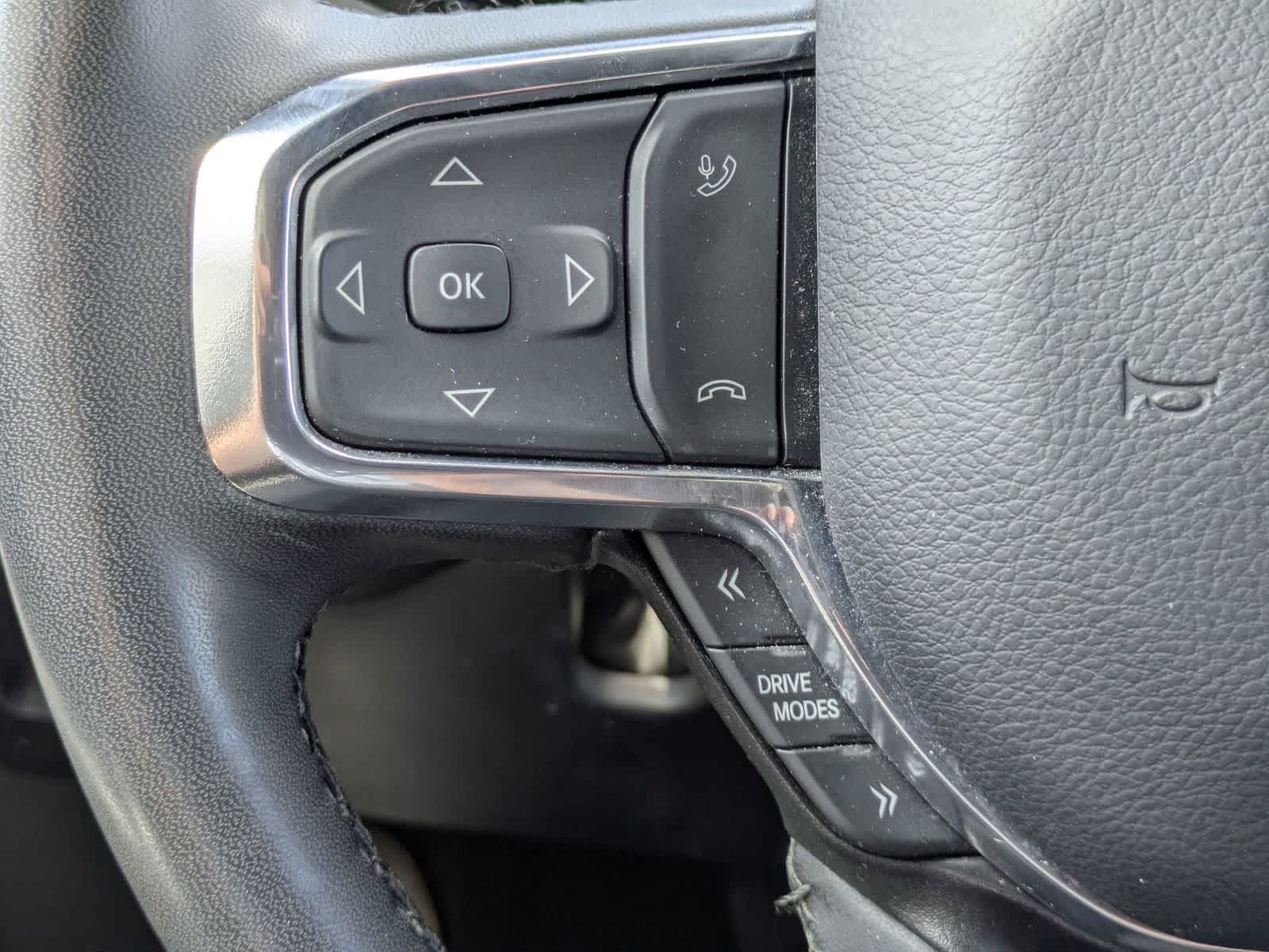 Thumbnail: 2025 RAM 1500 - 8