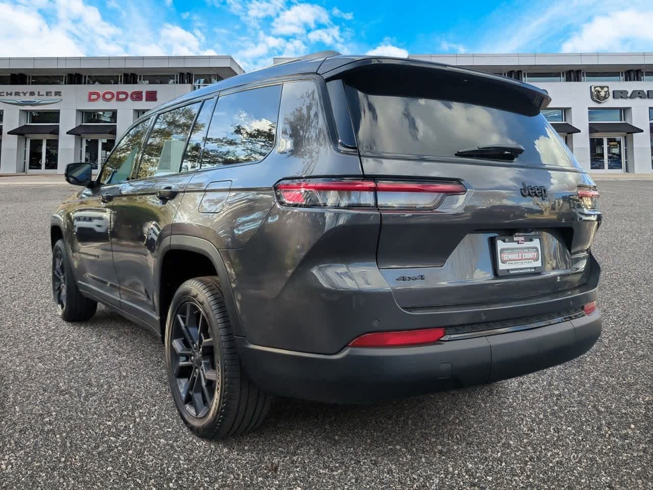 Thumbnail: 2025 Jeep Grand Cherokee L - 6