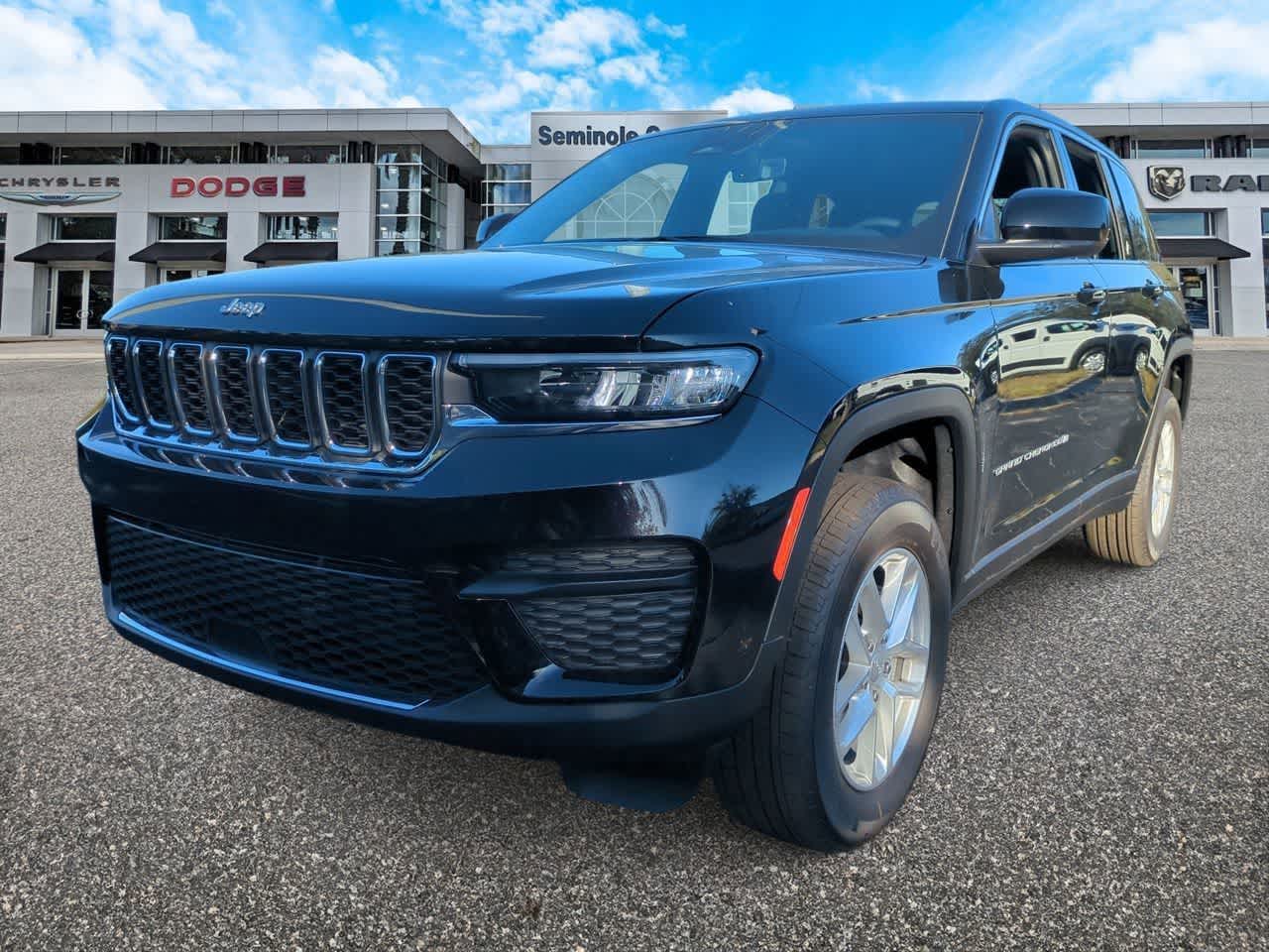 Thumbnail: 2025 Jeep Grand Cherokee - 4