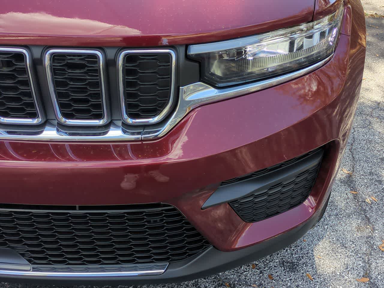 Thumbnail: 2026 Jeep Grand Cherokee - 11