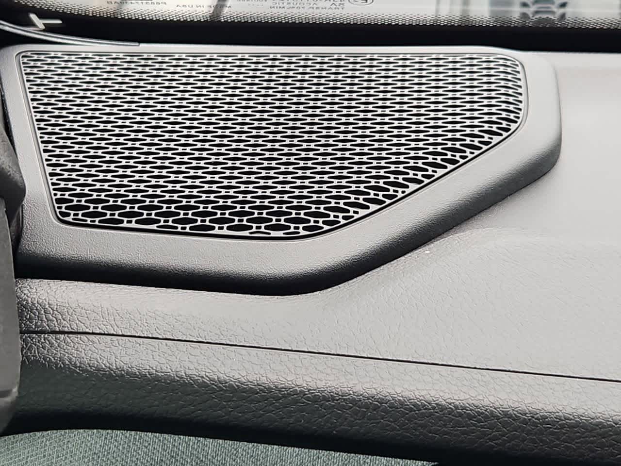 Thumbnail: 2025 Jeep Gladiator - 30