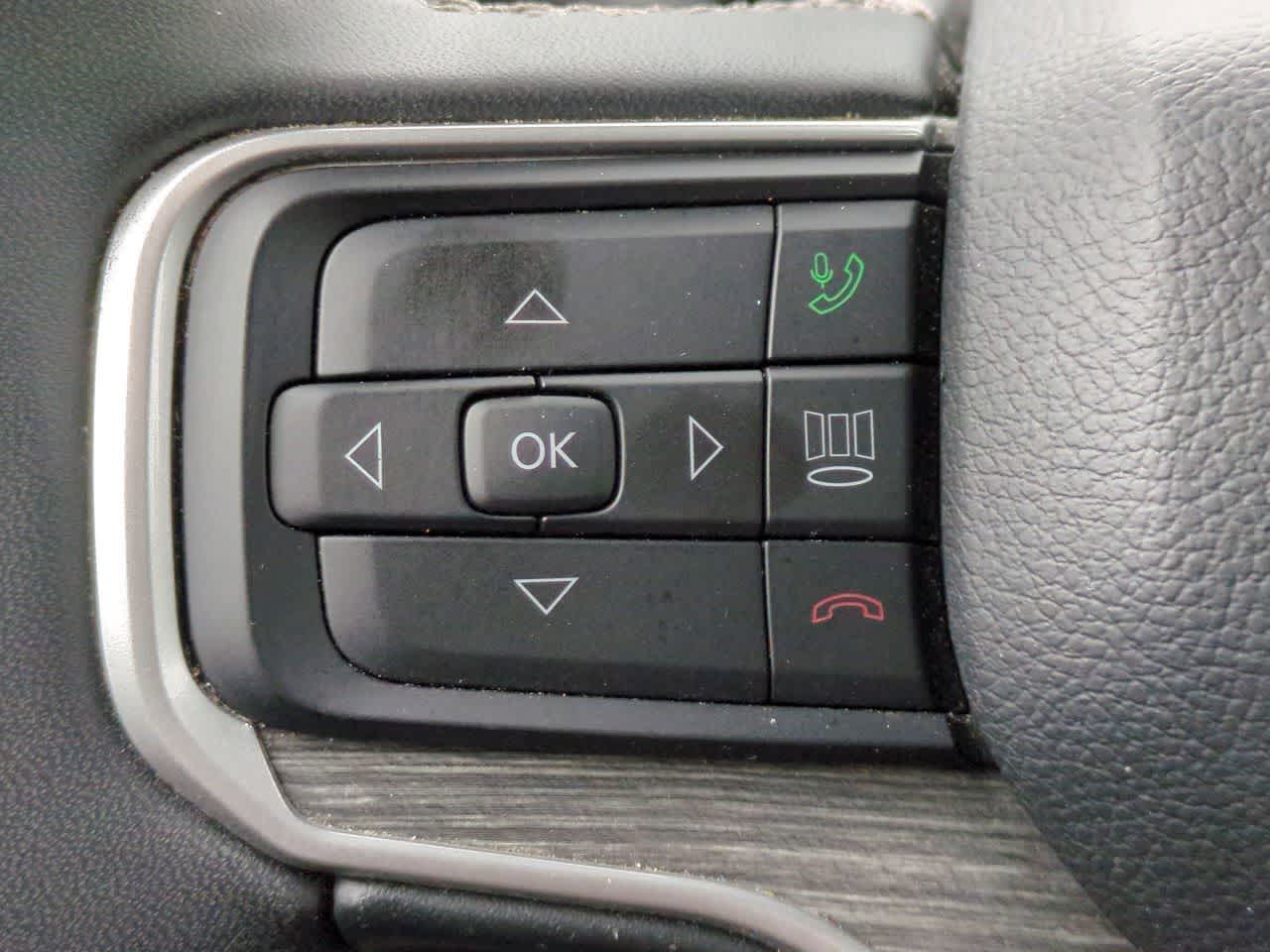 Thumbnail: 2024 Jeep Wagoneer - 24