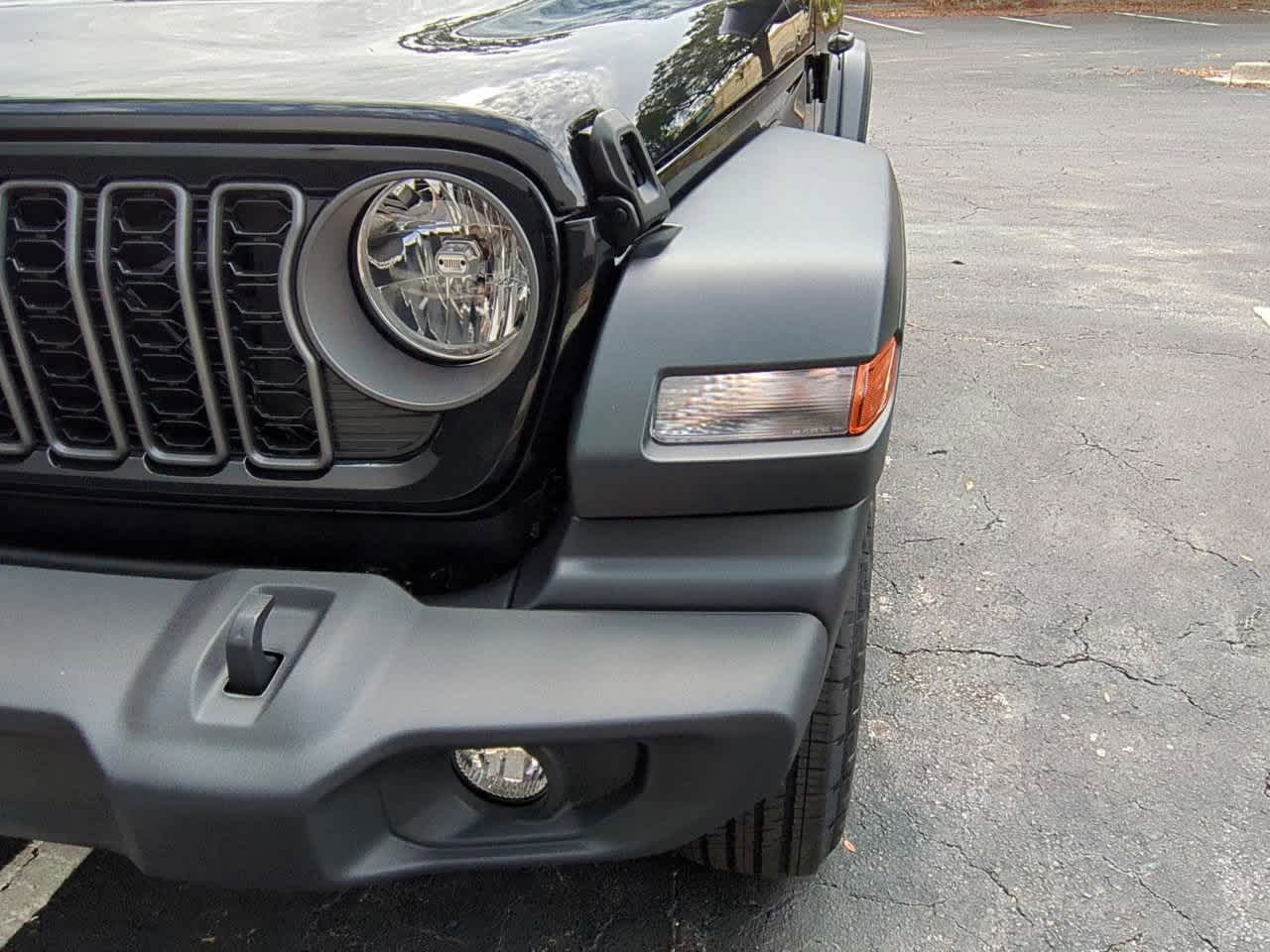 Thumbnail: 2025 Jeep Wrangler - 11