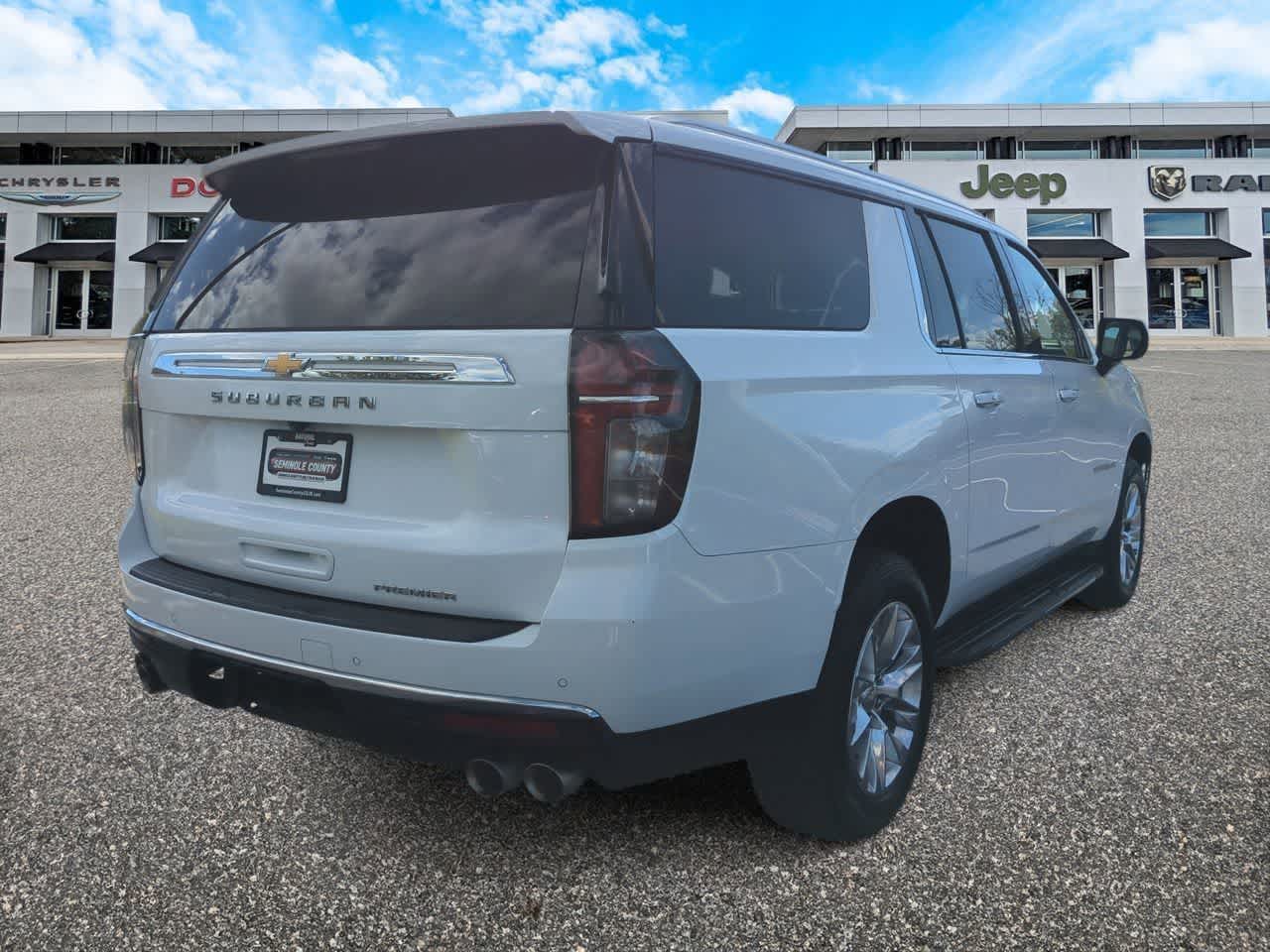 Thumbnail: 2024 Chevrolet Suburban - 8
