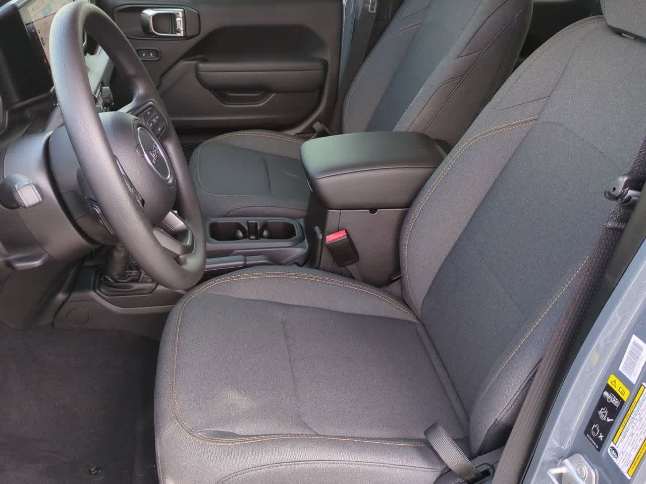 Thumbnail: 2025 Jeep Wrangler - 17