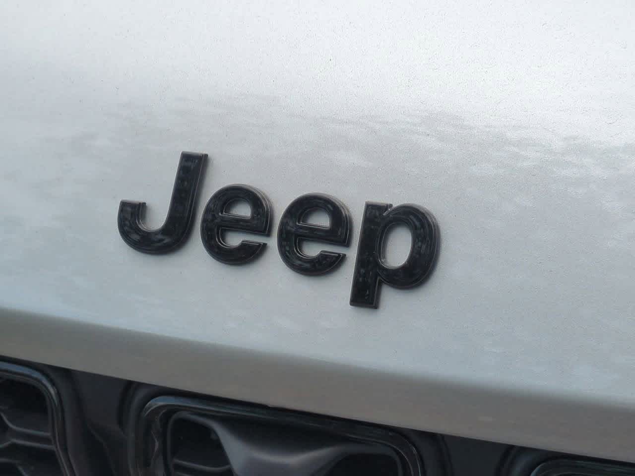 Thumbnail: 2025 Jeep Grand Cherokee - 12