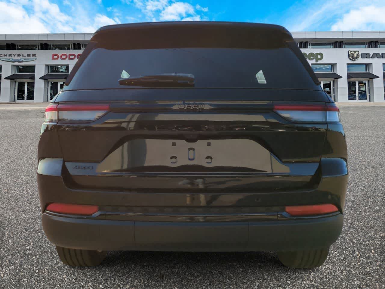 Thumbnail: 2025 Jeep Grand Cherokee - 7