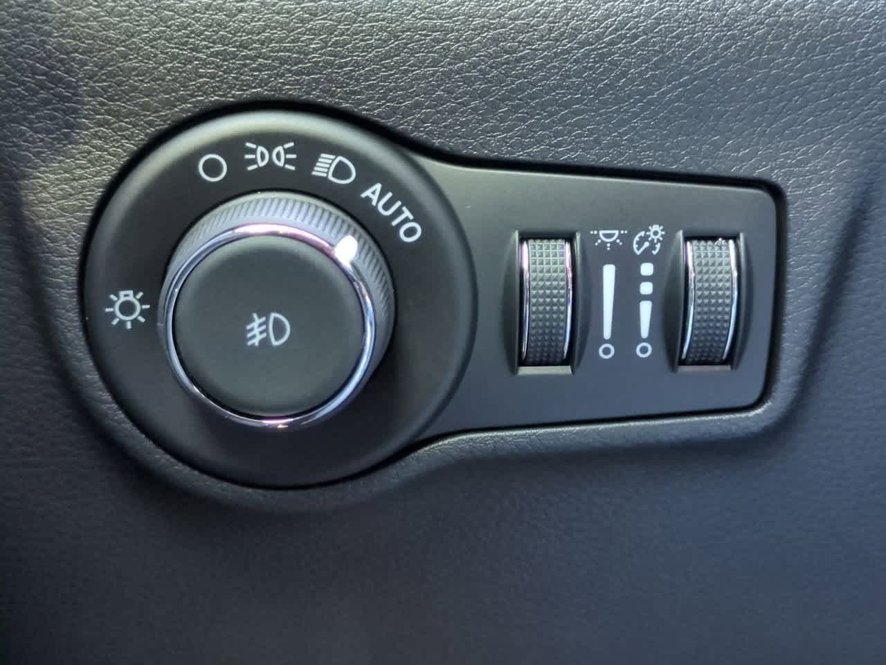 Thumbnail: 2026 Jeep Compass - 18