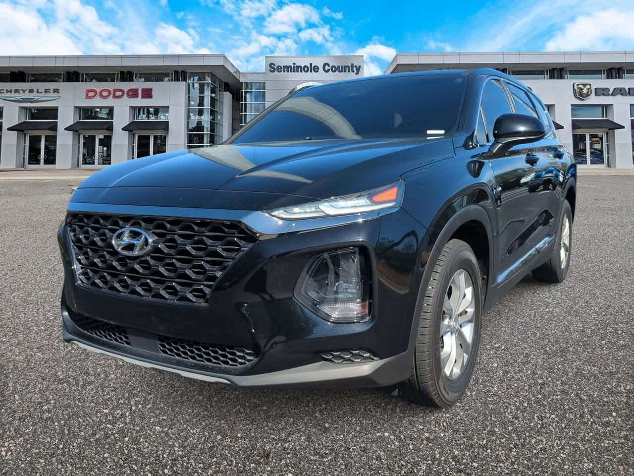 Thumbnail: 2019 Hyundai Santa Fe - 4