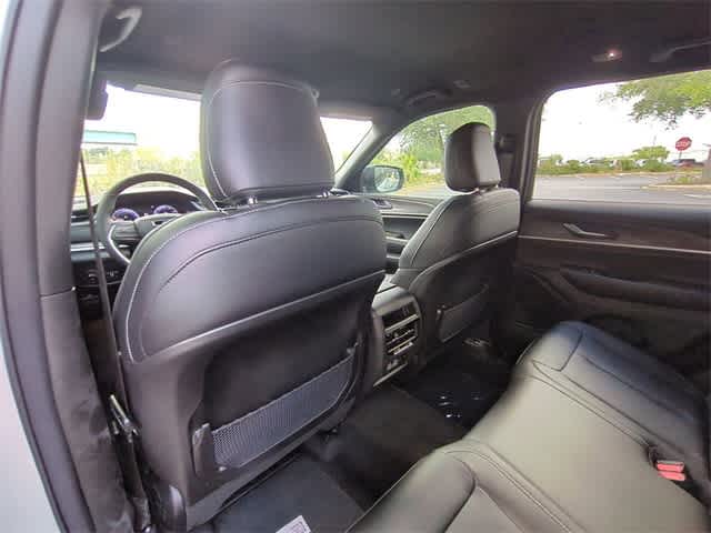 Thumbnail: 2025 Jeep Grand Cherokee - 19