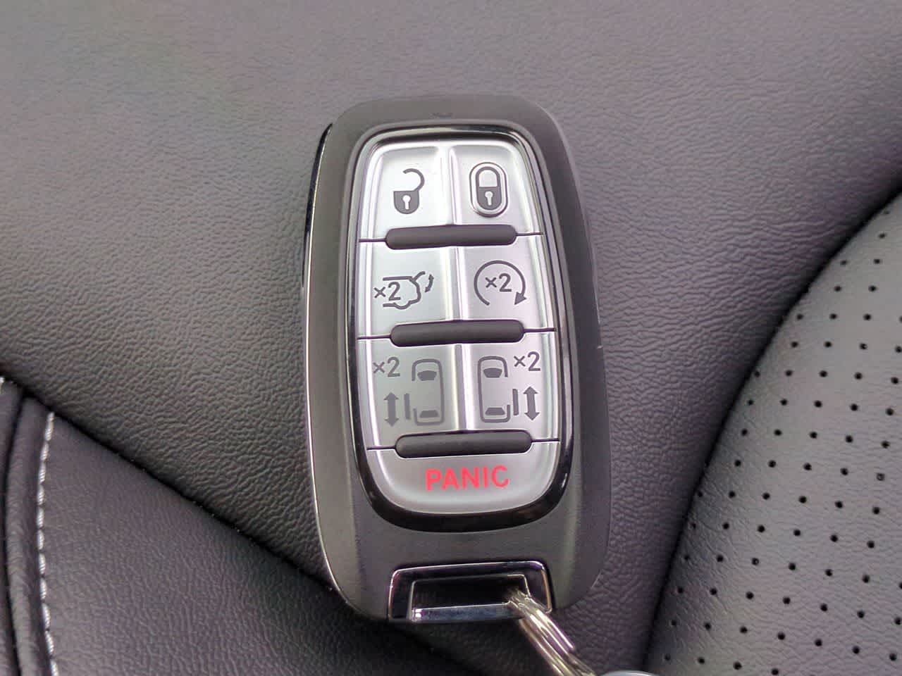 Thumbnail: 2026 Chrysler Pacifica - 37