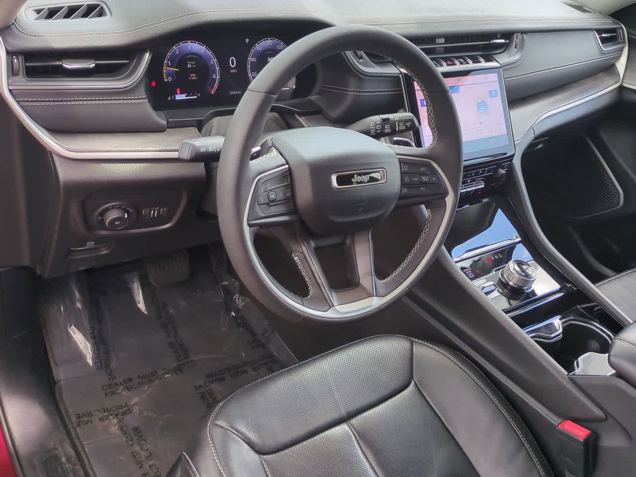 Thumbnail: 2023 Jeep Grand Cherokee - 10