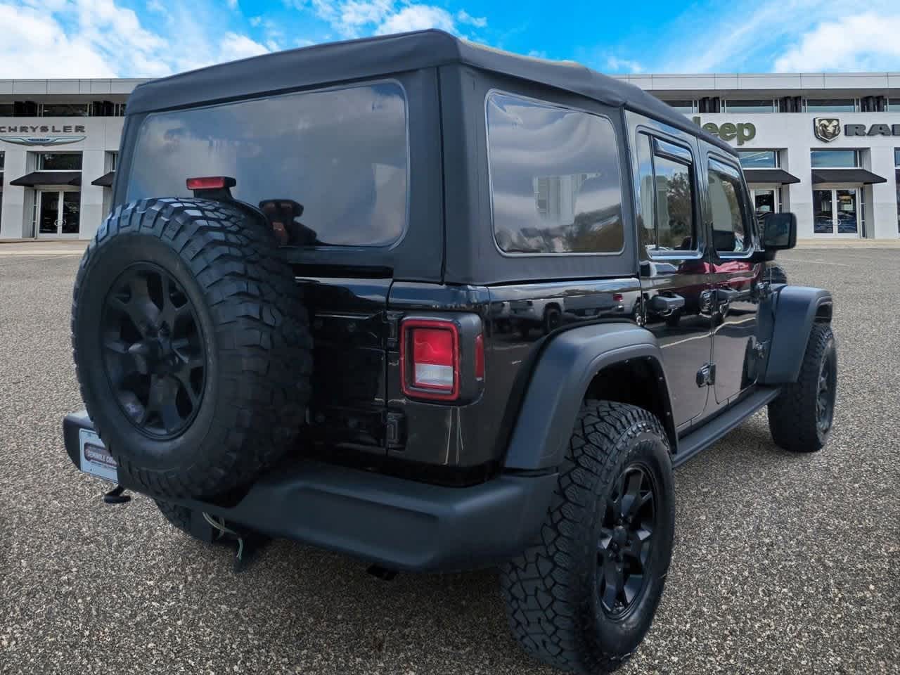 Thumbnail: 2021 Jeep Wrangler - 8