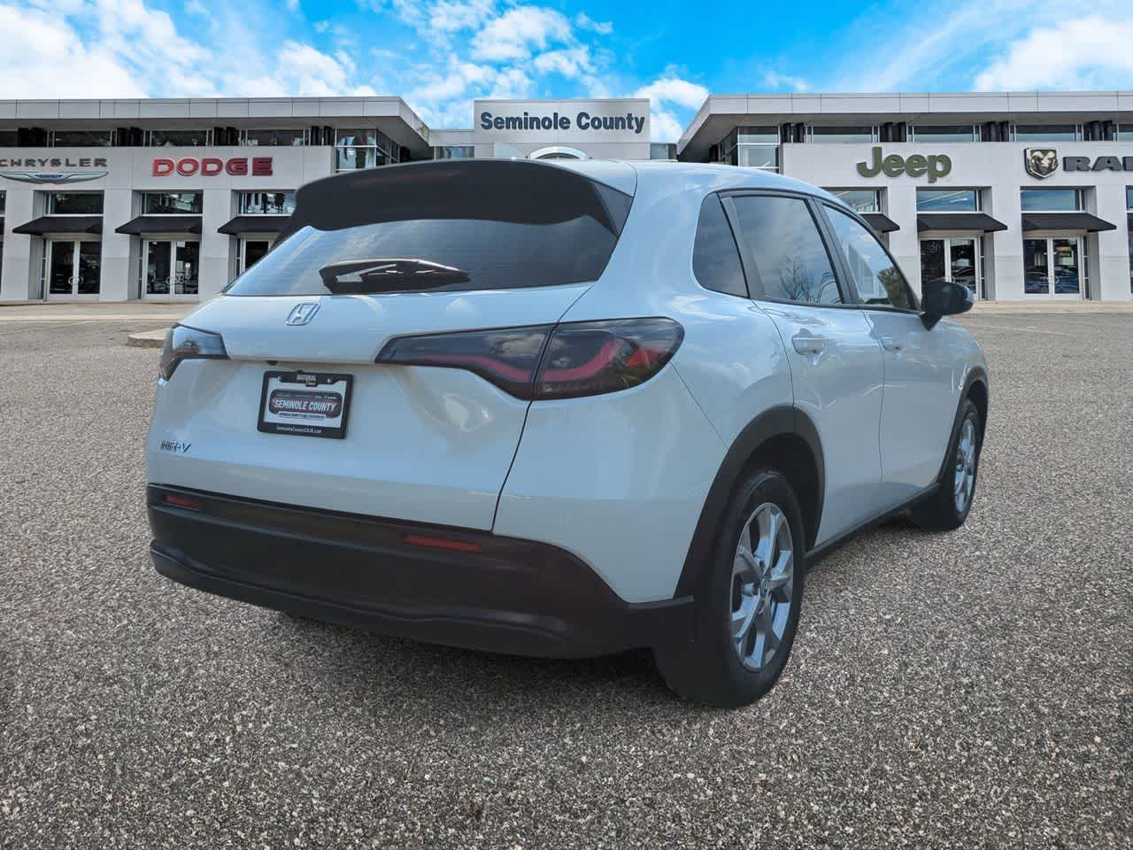 Thumbnail: 2023 Honda HR-V - 8