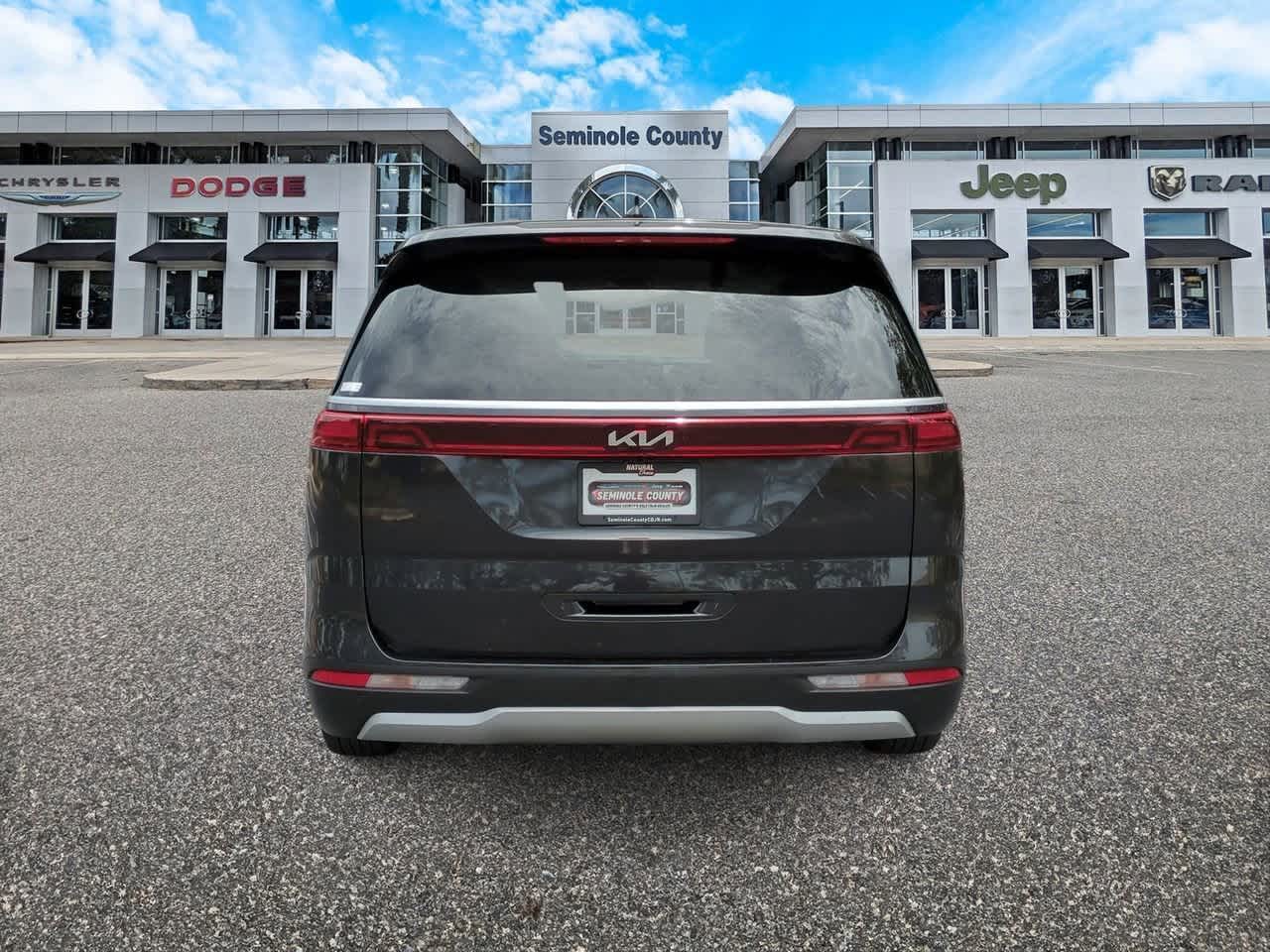 Thumbnail: 2024 Kia Carnival - 7