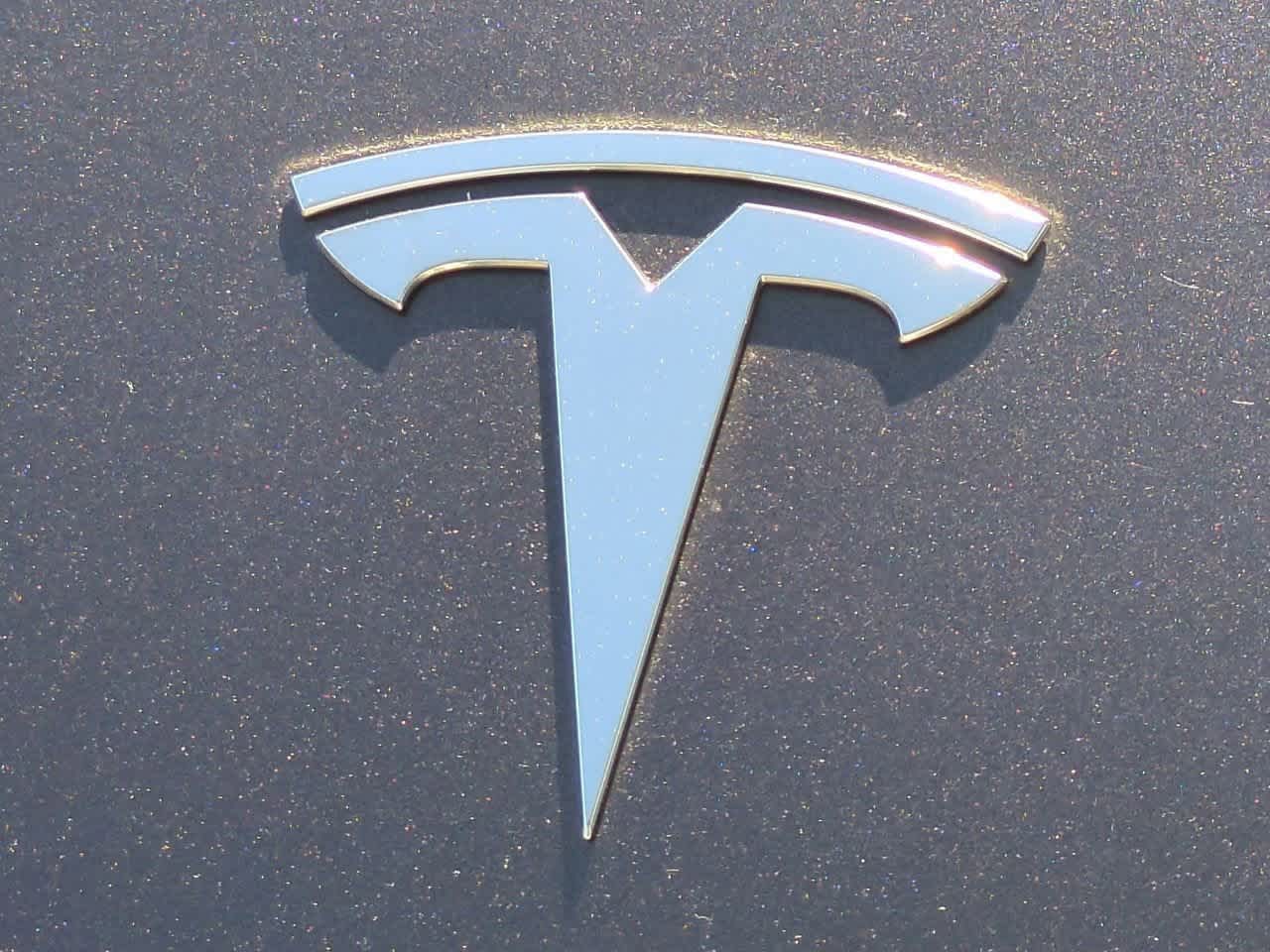 Thumbnail: 2025 Tesla Model 3 - 12