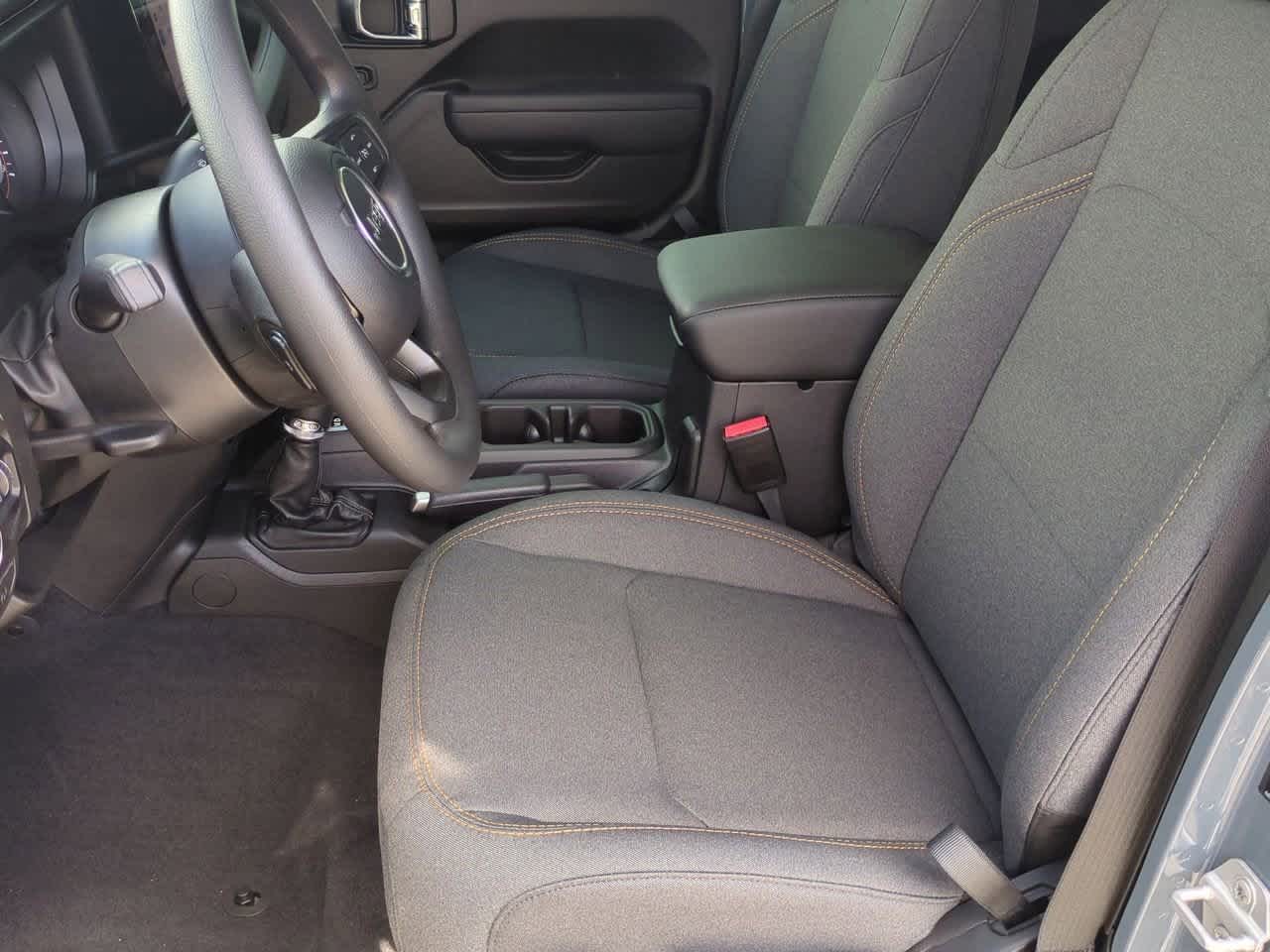 Thumbnail: 2025 Jeep Wrangler - 16