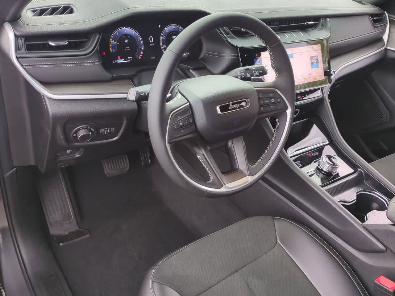 Thumbnail: 2026 Jeep Grand Cherokee - 10