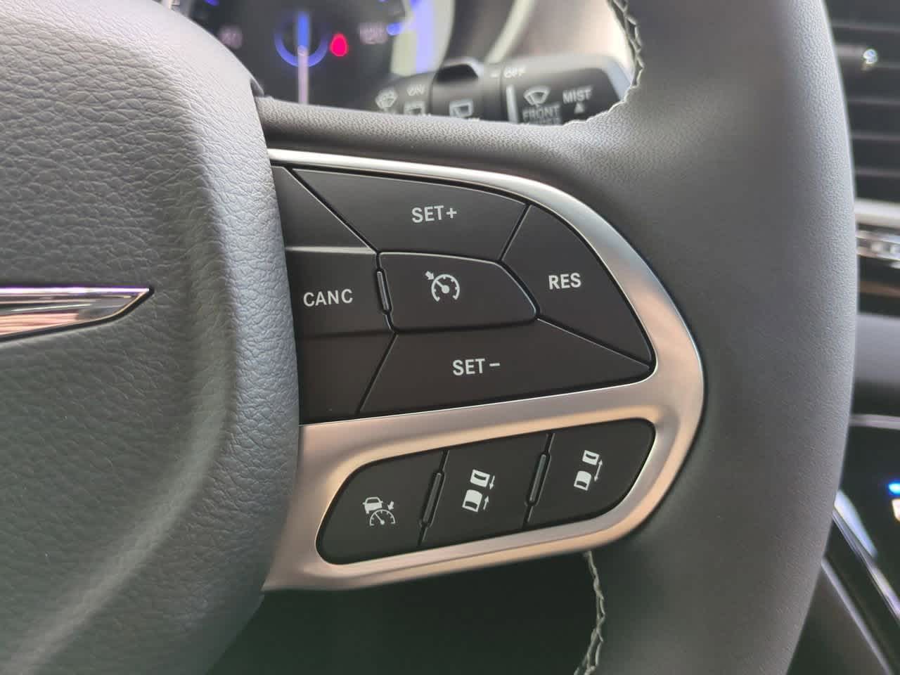 Thumbnail: 2026 Chrysler Voyager - 24