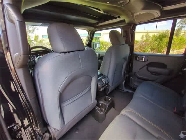 Thumbnail: 2025 Jeep Wrangler - 19