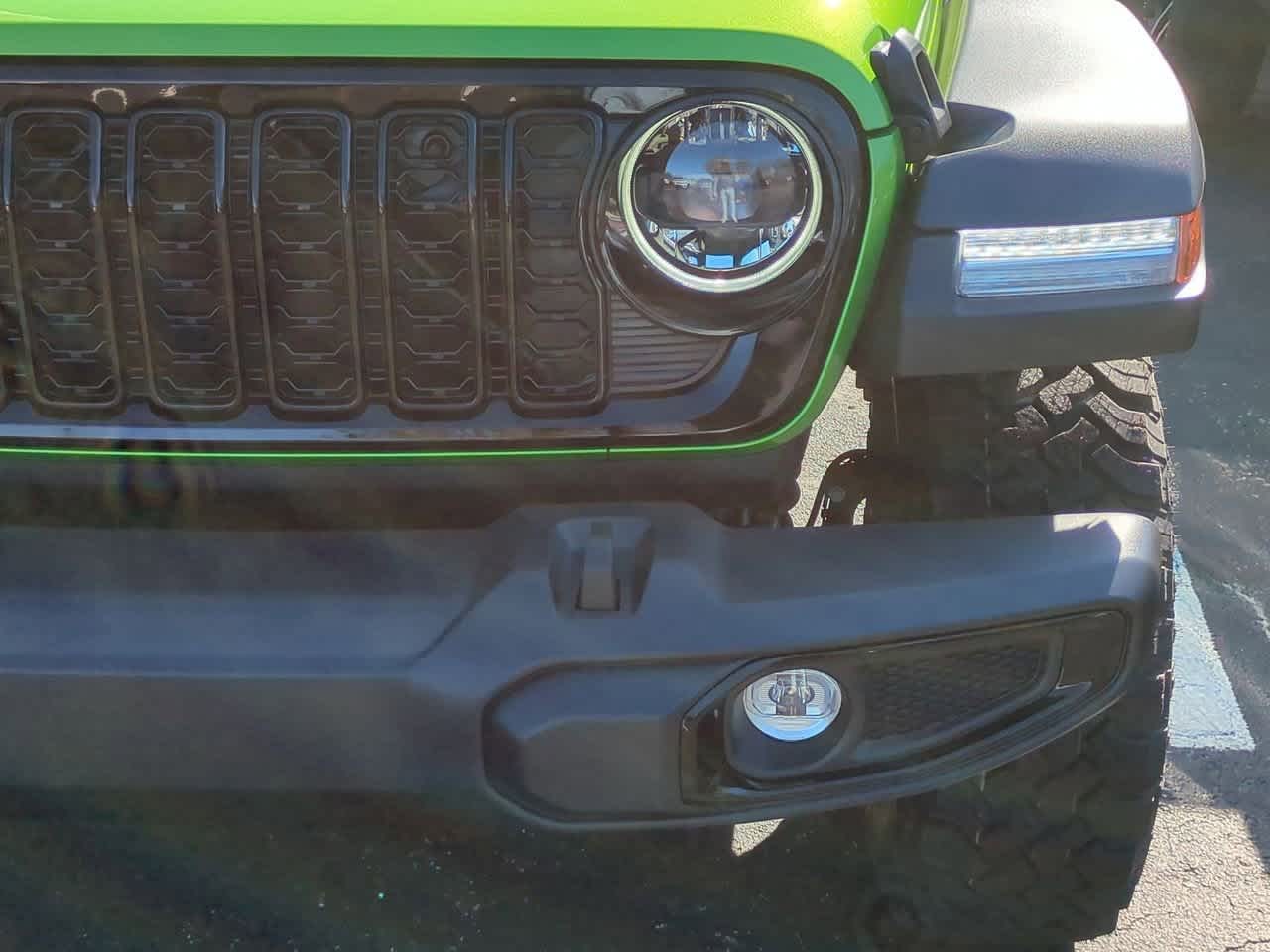 Thumbnail: 2025 Jeep Wrangler - 11