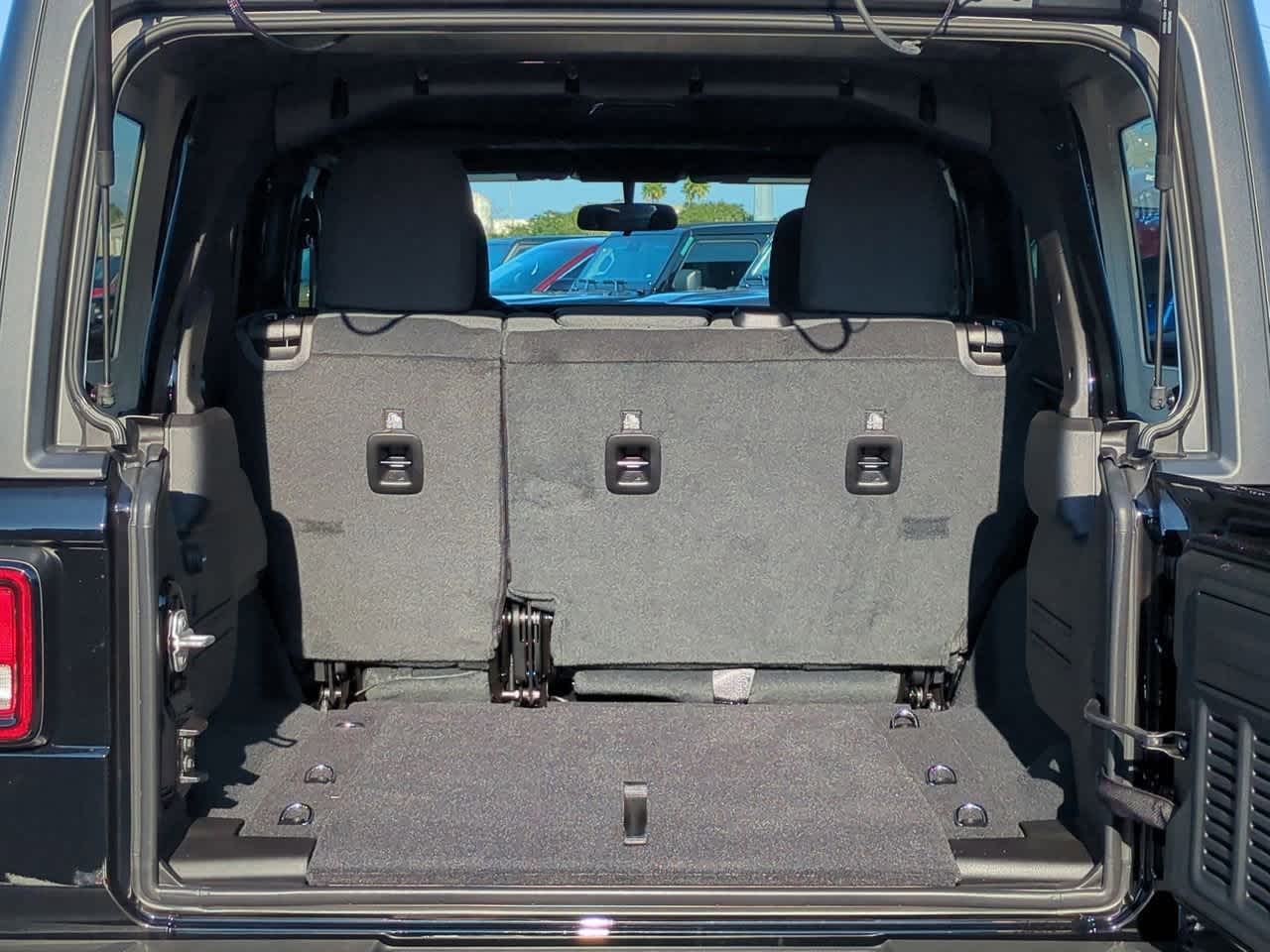 Thumbnail: 2026 Jeep Wrangler - 34