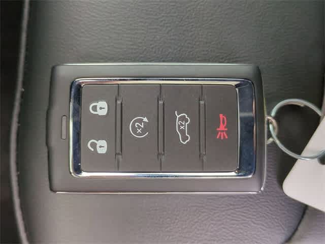 Thumbnail: 2025 Jeep Grand Cherokee - 36