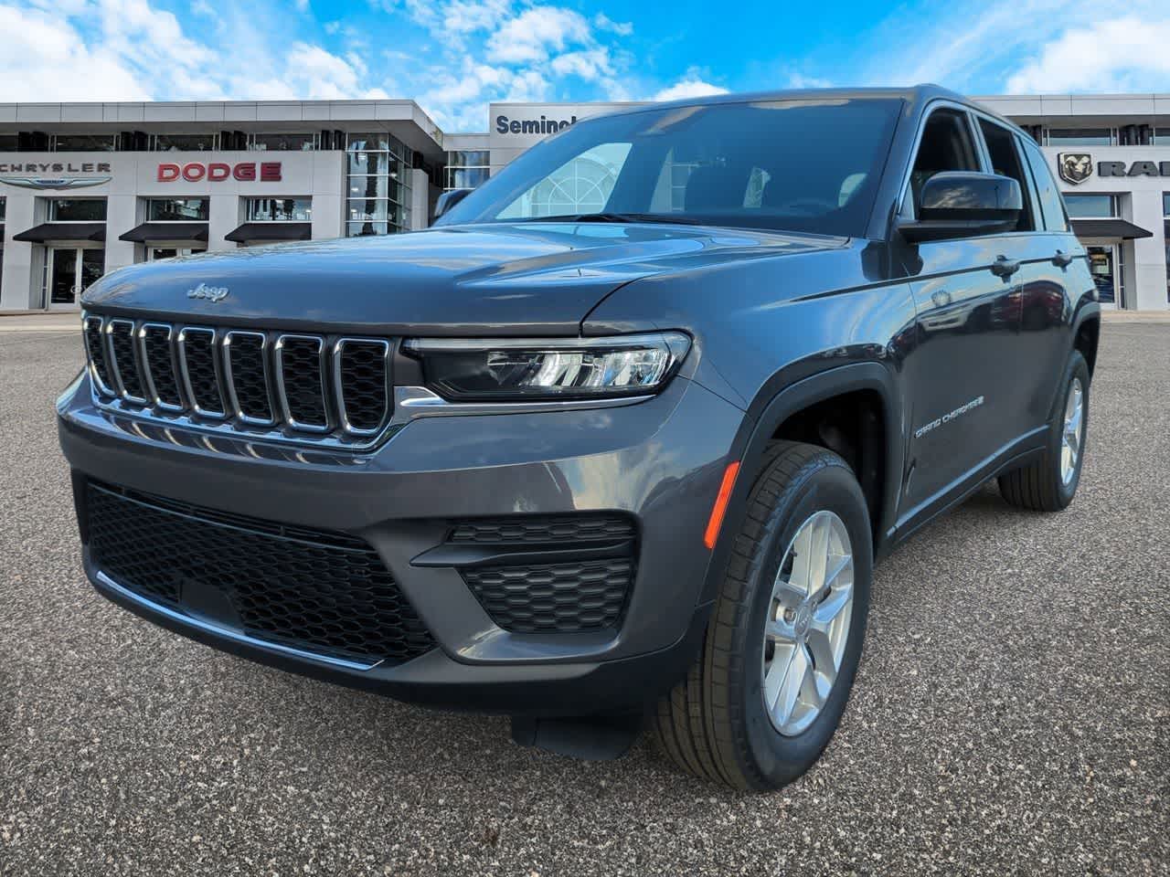Thumbnail: 2025 Jeep Grand Cherokee - 4