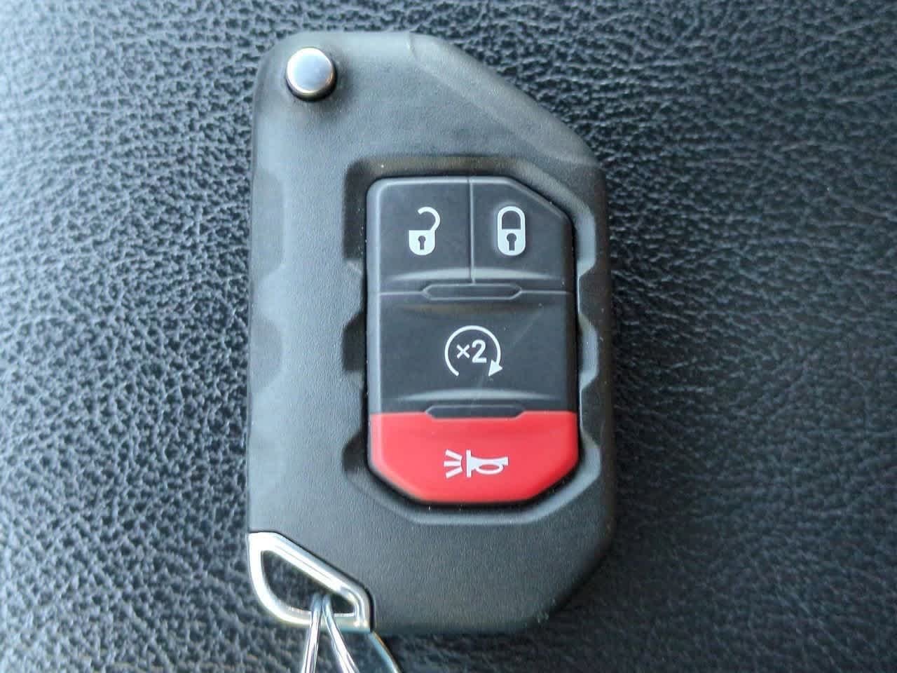 Thumbnail: 2024 Jeep Wrangler - 33