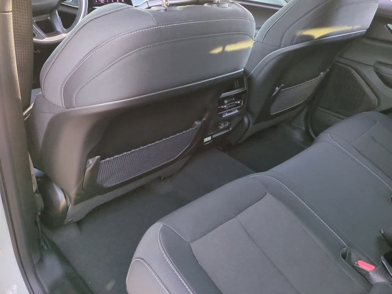 Thumbnail: 2025 Jeep Grand Cherokee - 19