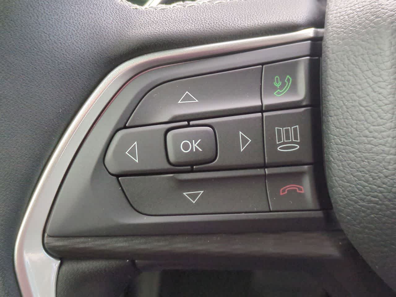 Thumbnail: 2025 Jeep Grand Cherokee L - 24