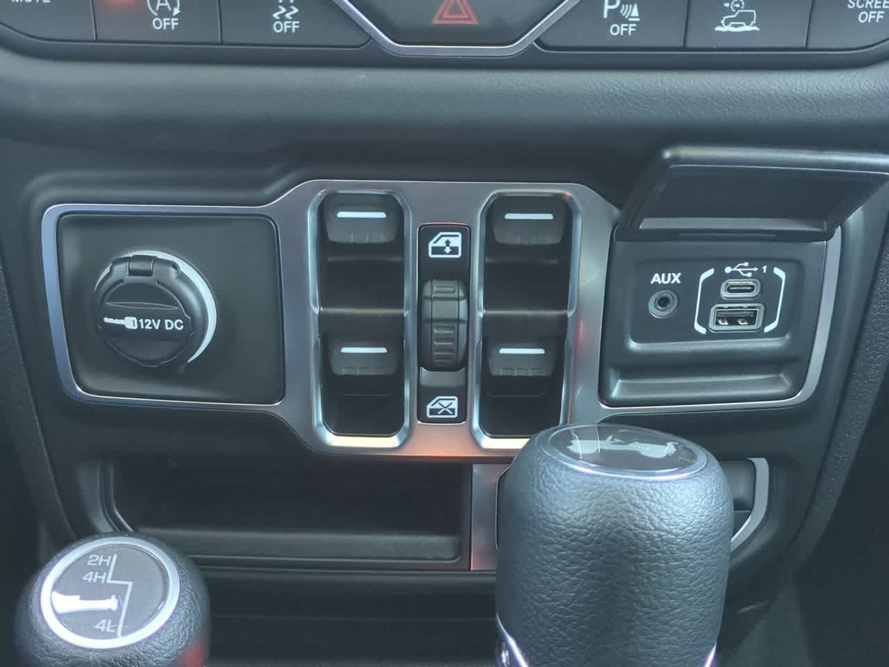 Thumbnail: 2026 Jeep Wrangler - 31