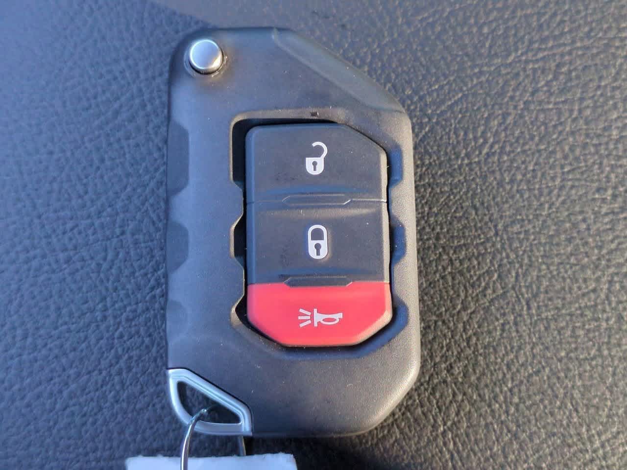 Thumbnail: 2026 Jeep Wrangler - 34